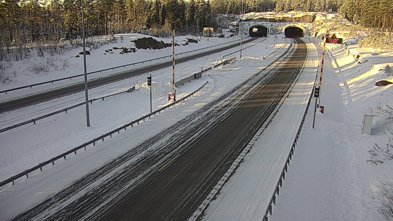 Weather Camera Image Road 7 Virolahti, Vaalimaan tunneli, boom east, Virolahti, Kymenlaakso