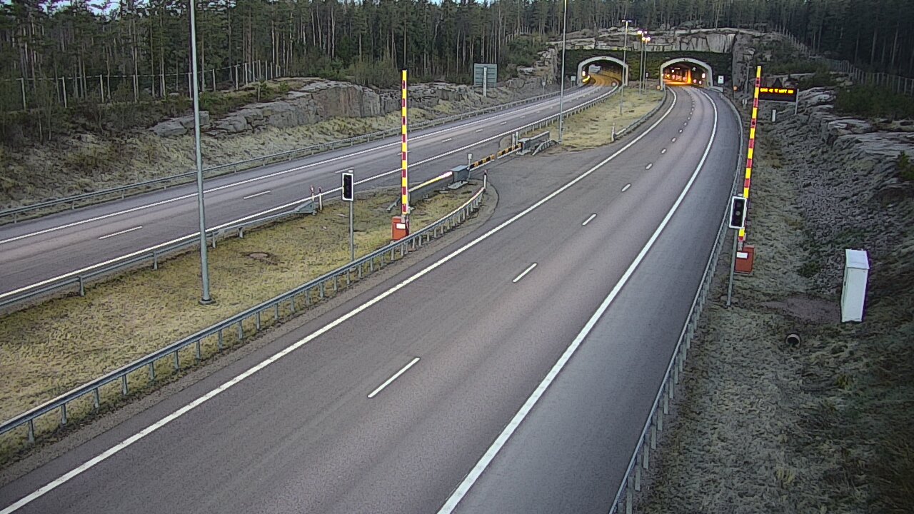 Weather Camera Image Väg 7 Vederlax, Vaalimaan tunneli, bom öst, Virolahti, Kymenlaakso