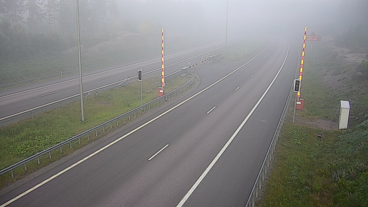 Weather Camera Image Road 7 Virolahti, Vaalimaan tunneli, boom east, Virolahti, Kymenlaakso