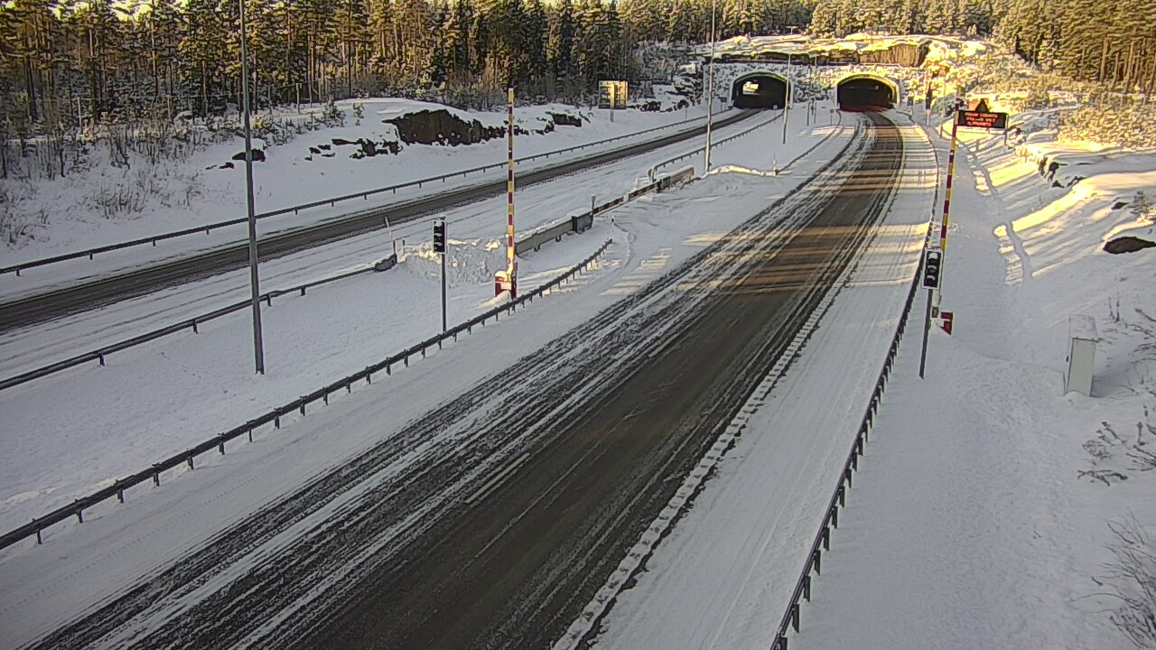 Weather Camera Image Road 7 Virolahti, Vaalimaan tunneli, boom east, Virolahti, Kymenlaakso