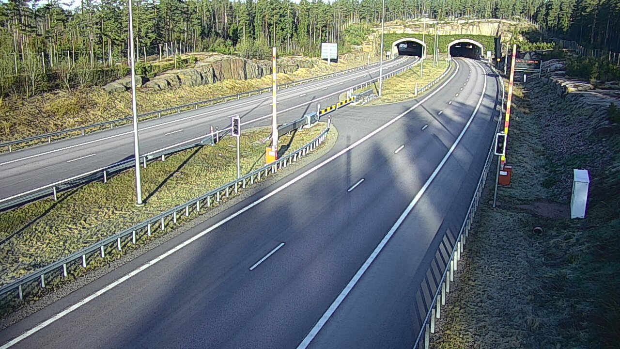 Weather Camera Image Road 7 Virolahti, Vaalimaan tunneli, boom east, Virolahti, Kymenlaakso