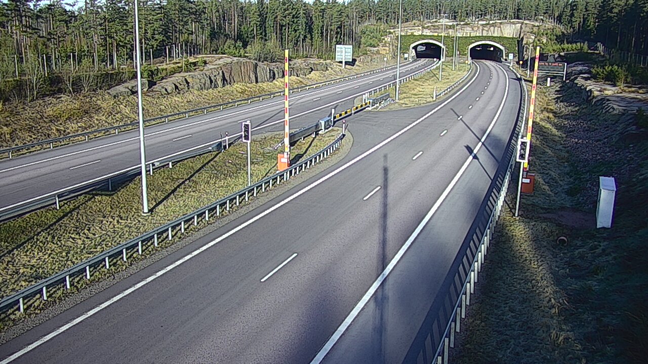 Weather Camera Image Road 7 Virolahti, Vaalimaan tunneli, boom east, Virolahti, Kymenlaakso