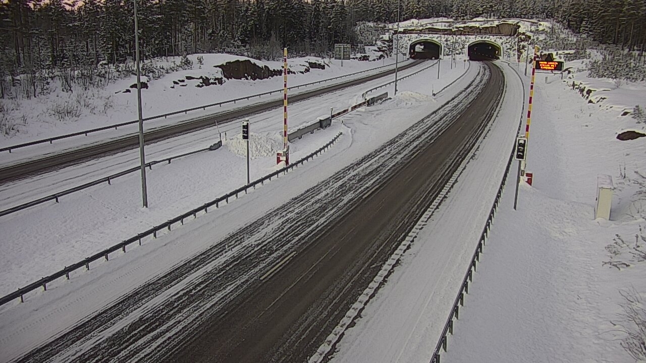 Kelikamerat Kuva Tie 7 Virolahti, Vaalimaan tunneli, puomi itä, Virolahti, Kymenlaakso