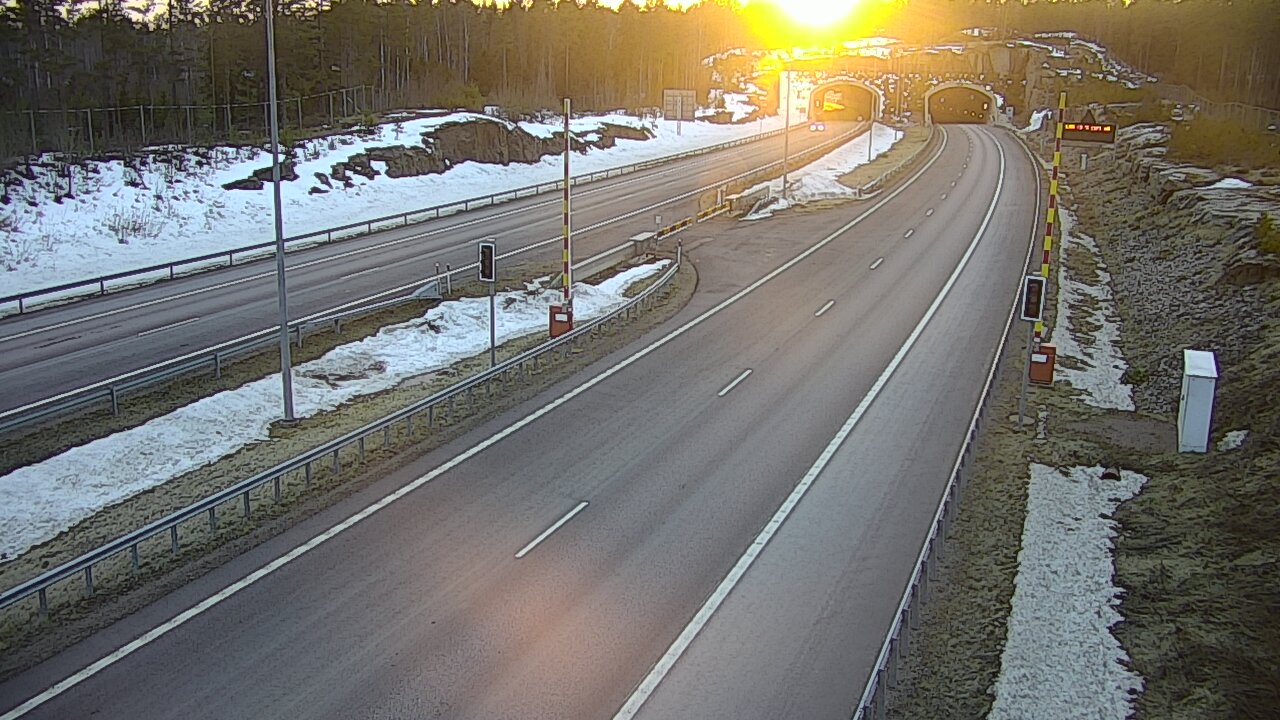 Kelikamerat Kuva Tie 7 Virolahti, Vaalimaan tunneli, puomi itä, Virolahti, Kymenlaakso