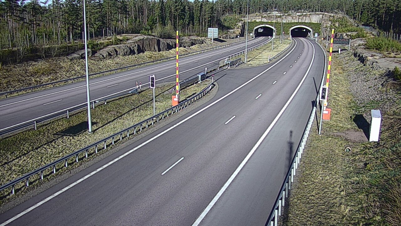 Weather Camera Image Road 7 Virolahti, Vaalimaan tunneli, boom east, Virolahti, Kymenlaakso