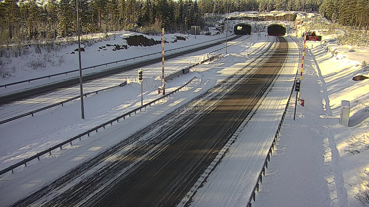 Weather Camera Image Road 7 Virolahti, Vaalimaan tunneli, boom east, Virolahti, Kymenlaakso