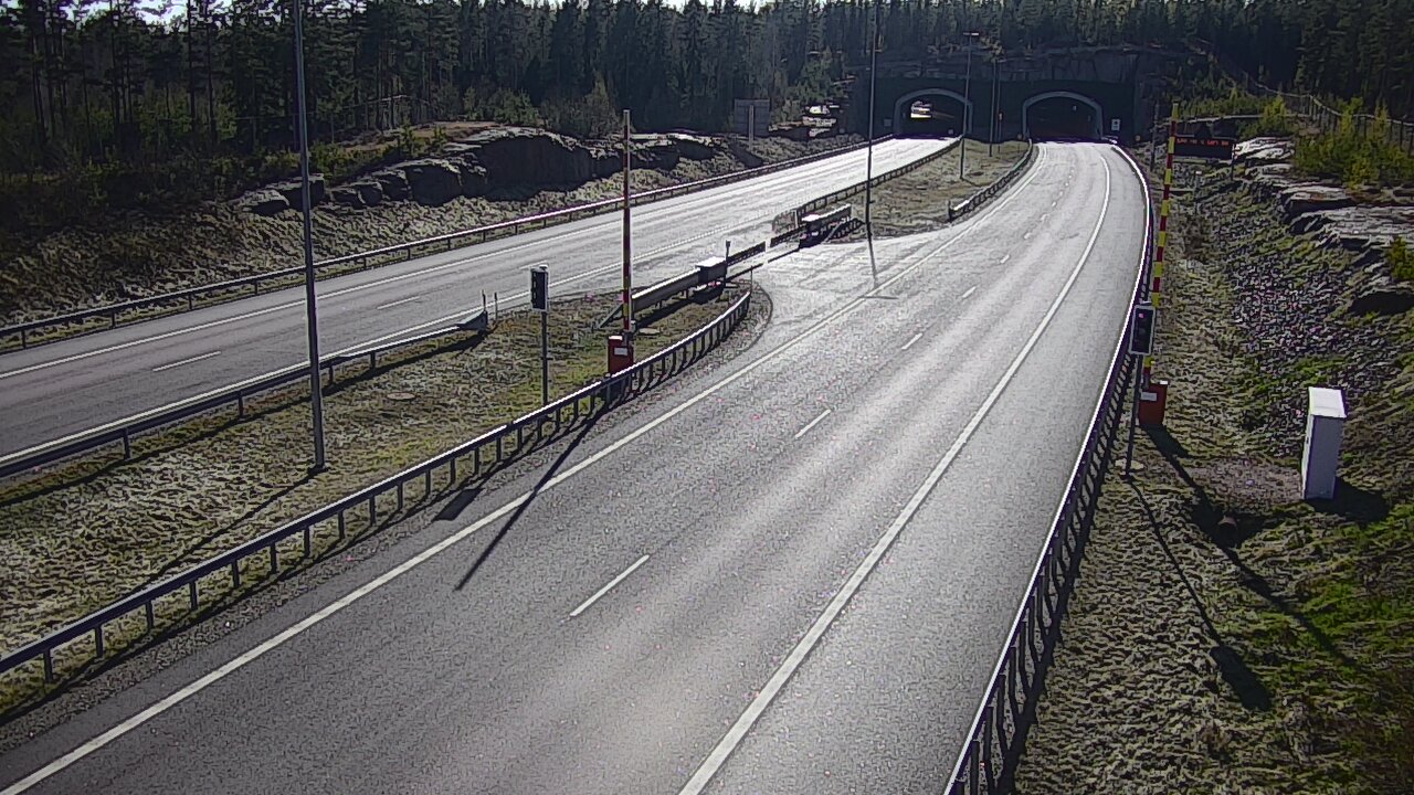 Kelikamerat Kuva Tie 7 Virolahti, Vaalimaan tunneli, puomi itä, Virolahti, Kymenlaakso