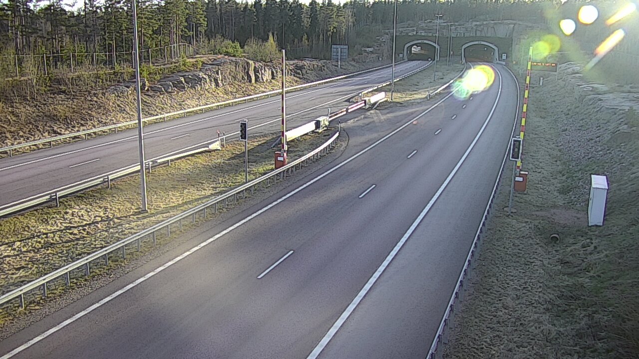 Kelikamerat Kuva Tie 7 Virolahti, Vaalimaan tunneli, puomi itä, Virolahti, Kymenlaakso