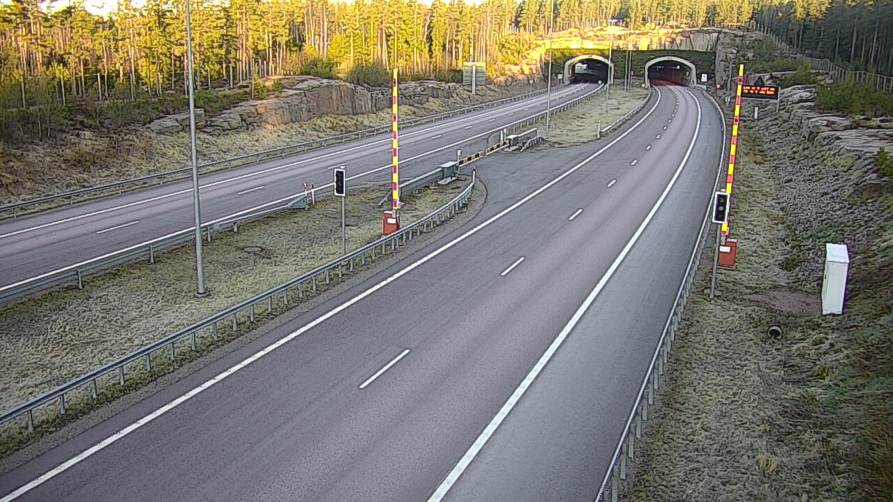 Weather Camera Image Väg 7 Vederlax, Vaalimaan tunneli, bom öst, Virolahti, Kymenlaakso