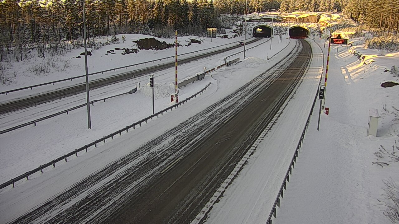 Weather Camera Image Road 7 Virolahti, Vaalimaan tunneli, boom east, Virolahti, Kymenlaakso