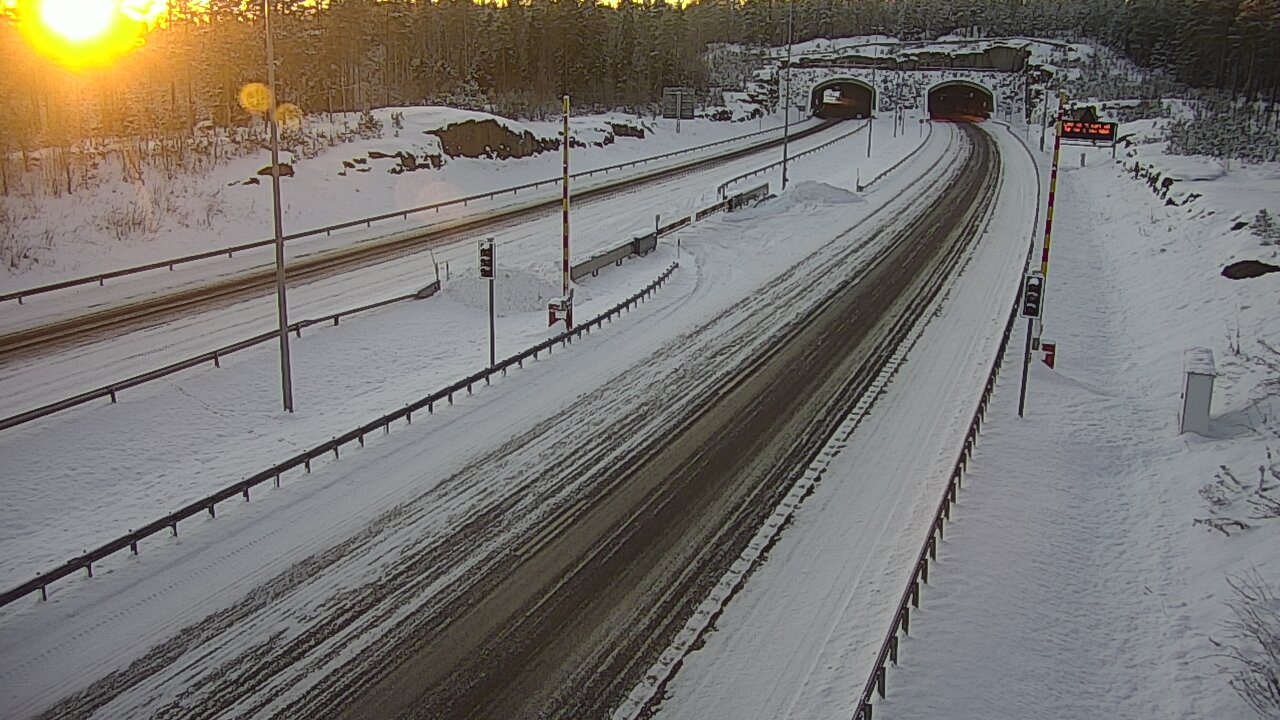 Kelikamerat Kuva Tie 7 Virolahti, Vaalimaan tunneli, puomi itä, Virolahti, Kymenlaakso