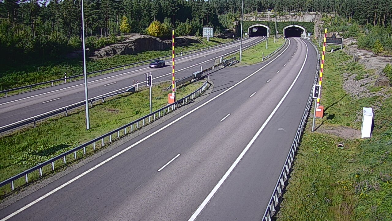 Weather Camera Image Road 7 Virolahti, Vaalimaan tunneli, boom east, Virolahti, Kymenlaakso