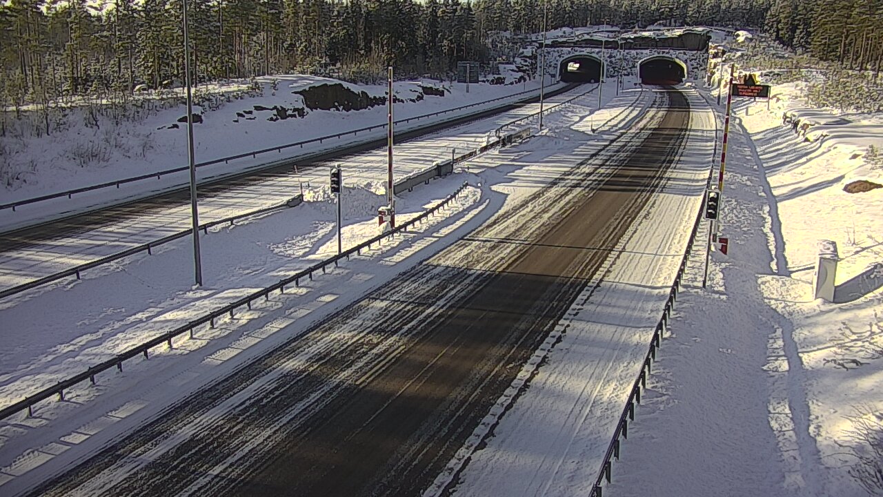 Weather Camera Image Road 7 Virolahti, Vaalimaan tunneli, boom east, Virolahti, Kymenlaakso