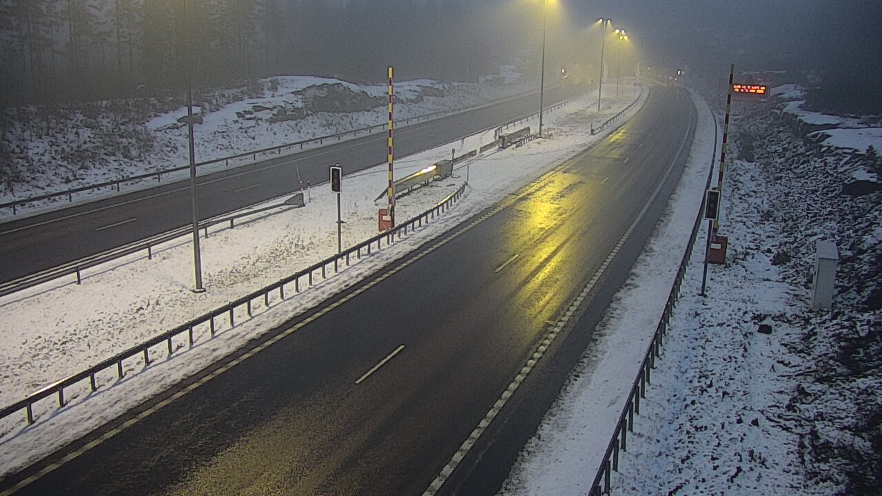Weather Camera Image Väg 7 Vederlax, Vaalimaan tunneli, bom öst, Virolahti, Kymenlaakso