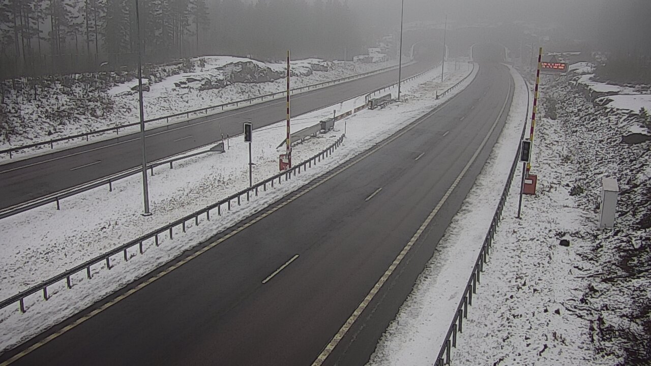 Weather Camera Image Väg 7 Vederlax, Vaalimaan tunneli, bom öst, Virolahti, Kymenlaakso