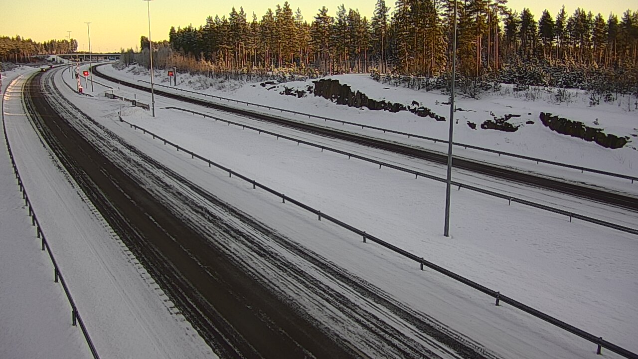 Weather Camera Image Väg 7 Vederlax, Vaalimaan tunneli, suuaukko öst, Virolahti, Kymenlaakso