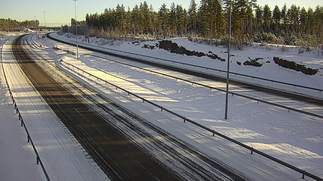 Weather Camera Image Väg 7 Vederlax, Vaalimaan tunneli, suuaukko öst, Virolahti, Kymenlaakso