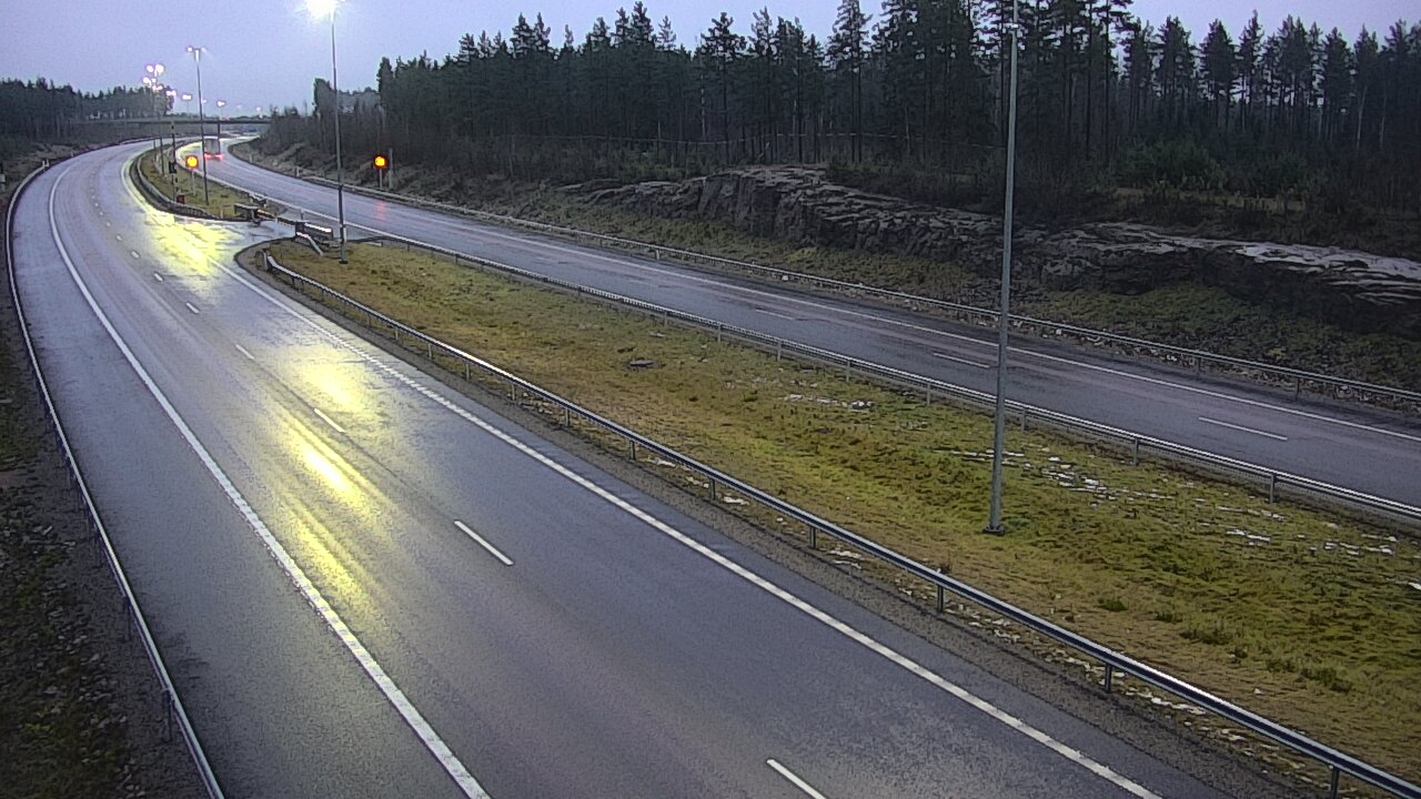 Weather Camera Image Väg 7 Vederlax, Vaalimaan tunneli, suuaukko öst, Virolahti, Kymenlaakso