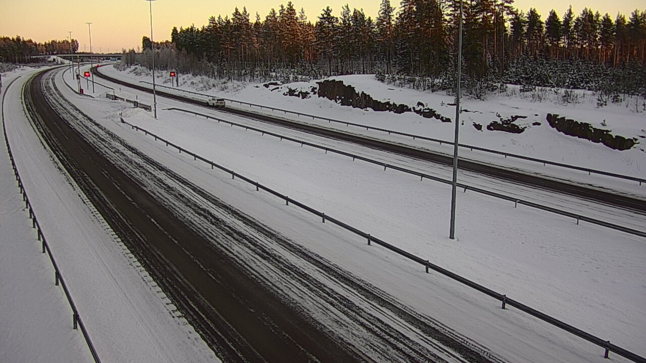 Weather Camera Image Väg 7 Vederlax, Vaalimaan tunneli, suuaukko öst, Virolahti, Kymenlaakso