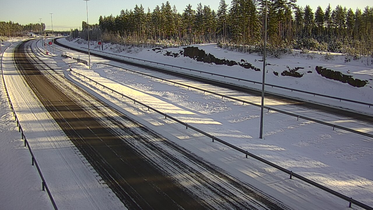 Weather Camera Image Väg 7 Vederlax, Vaalimaan tunneli, suuaukko öst, Virolahti, Kymenlaakso