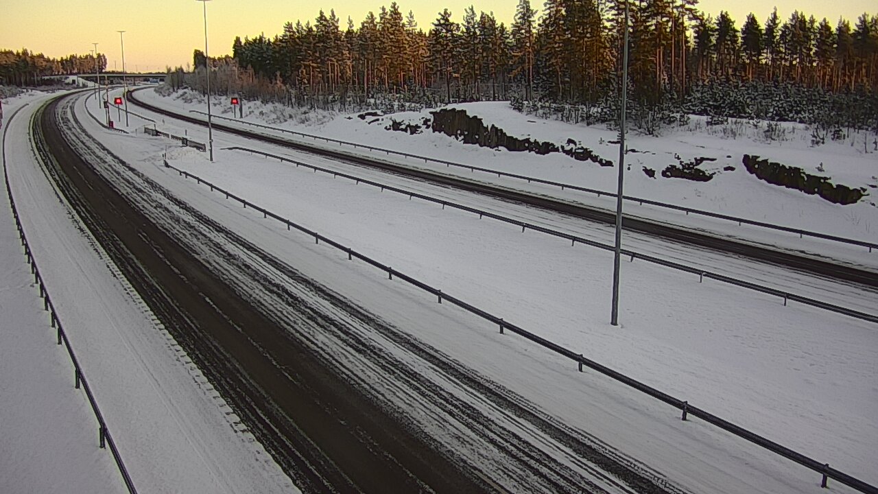 Weather Camera Image Väg 7 Vederlax, Vaalimaan tunneli, suuaukko öst, Virolahti, Kymenlaakso