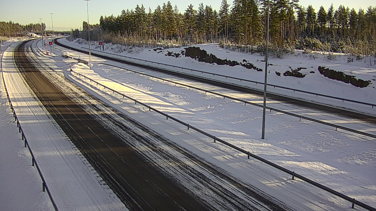 Weather Camera Image Väg 7 Vederlax, Vaalimaan tunneli, suuaukko öst, Virolahti, Kymenlaakso