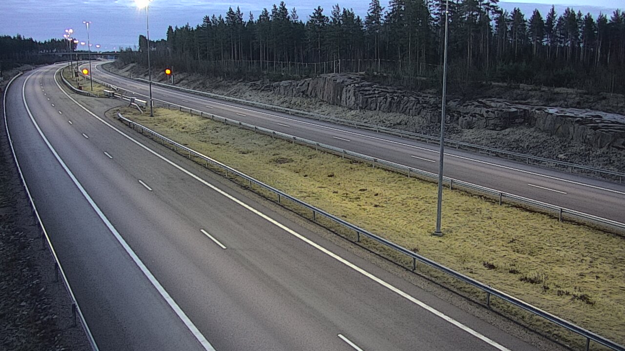 Kelikamerat Kuva Tie 7 Virolahti, Vaalimaan tunneli, suuaukko itä, Virolahti, Kymenlaakso
