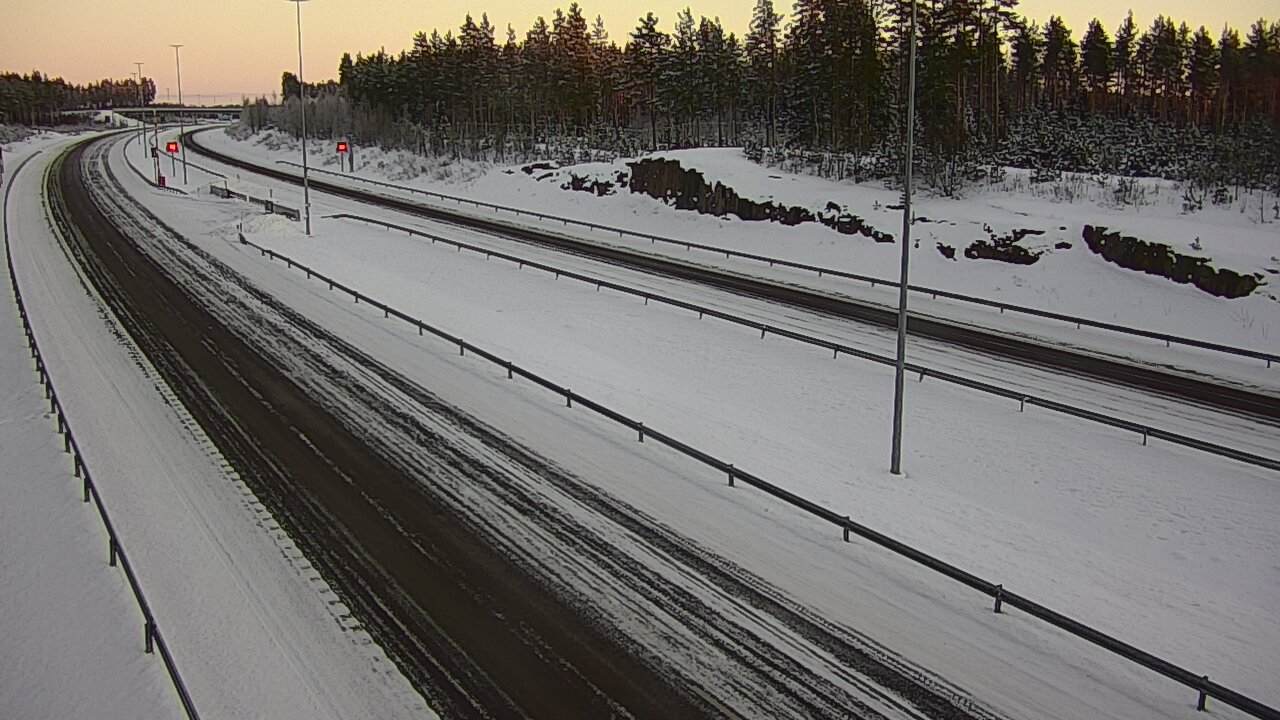 Weather Camera Image Väg 7 Vederlax, Vaalimaan tunneli, suuaukko öst, Virolahti, Kymenlaakso