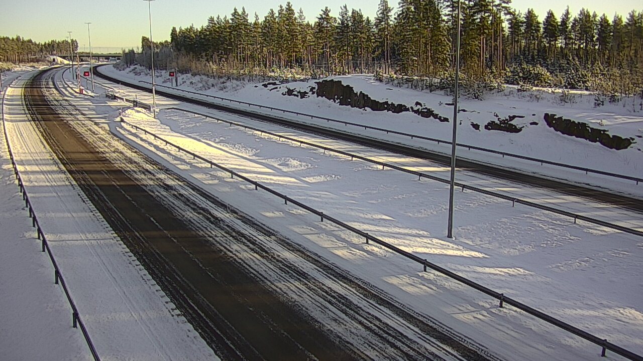 Weather Camera Image Väg 7 Vederlax, Vaalimaan tunneli, suuaukko öst, Virolahti, Kymenlaakso