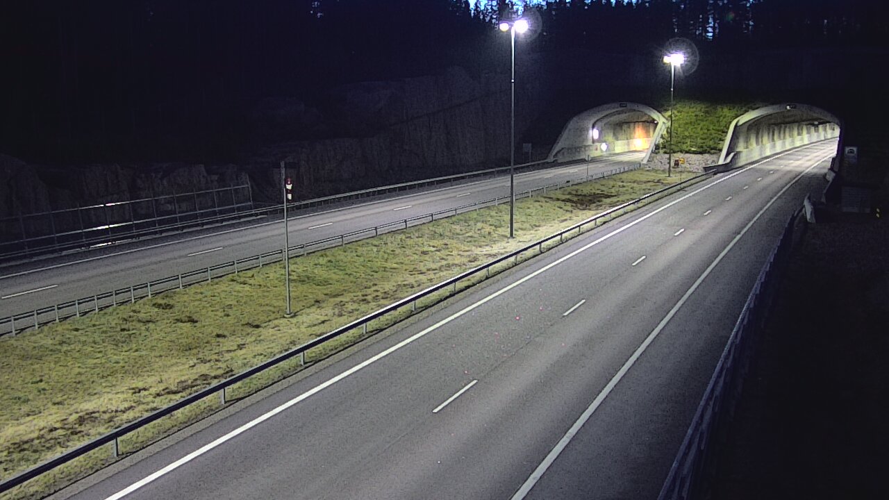 Weather Camera Image Road 7 Virolahti, Vaalimaan tunneli, suuaukko west, Virolahti, Kymenlaakso
