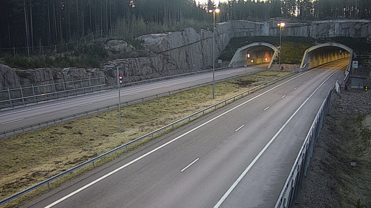 Weather Camera Image Road 7 Virolahti, Vaalimaan tunneli, suuaukko west, Virolahti, Kymenlaakso