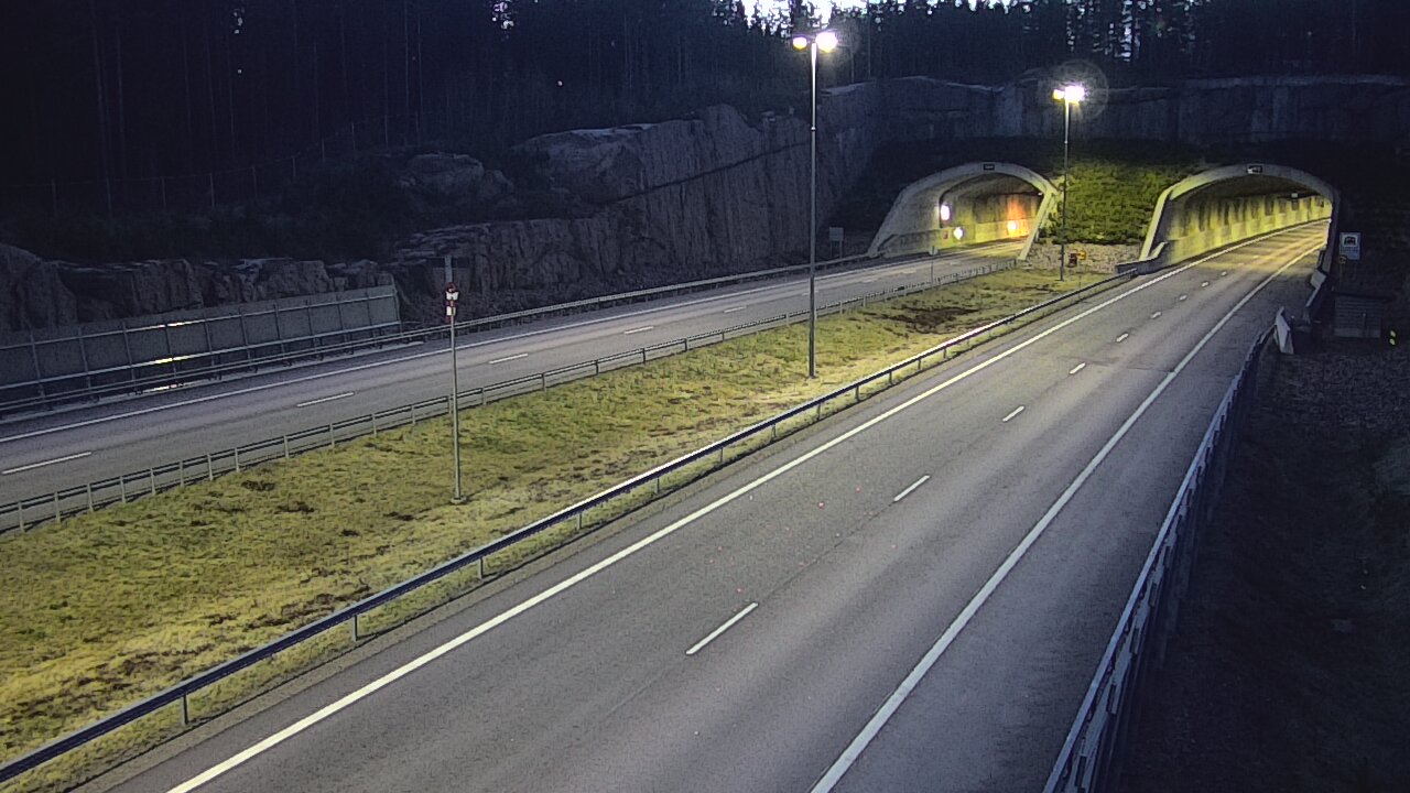 Kelikamerat Kuva Tie 7 Virolahti, Vaalimaan tunneli, suuaukko länsi, Virolahti, Kymenlaakso