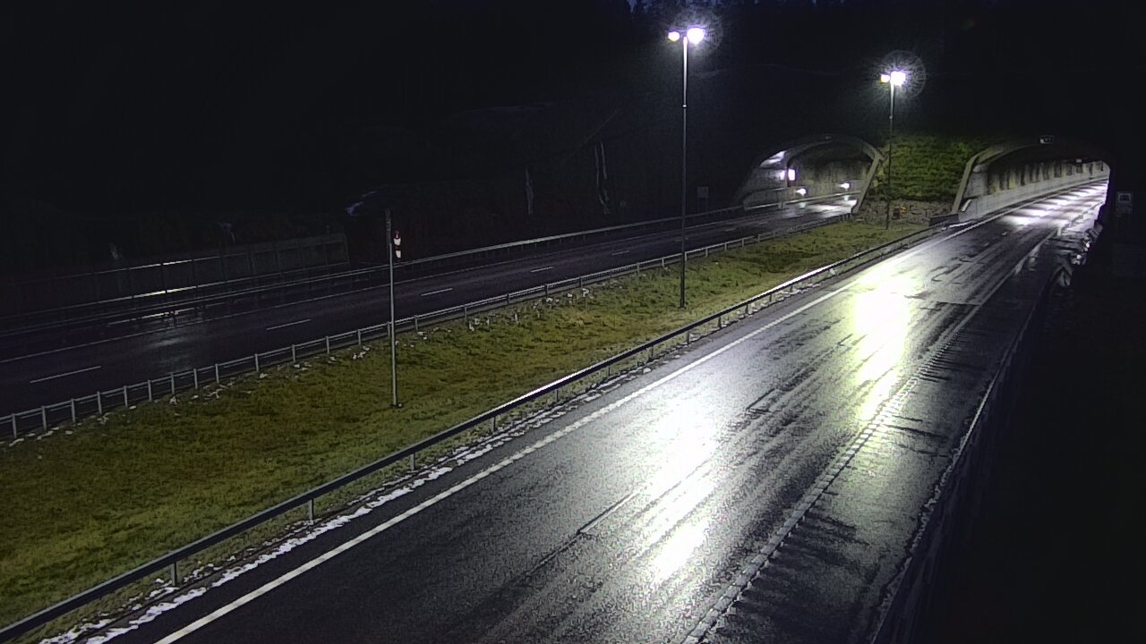 Weather Camera Image Väg 7 Vederlax, Vaalimaan tunneli, suuaukko väst, Virolahti, Kymenlaakso
