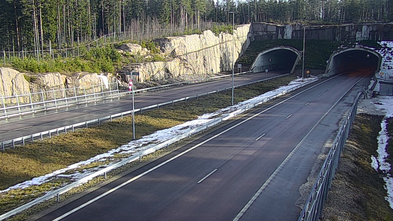 Kelikamerat Kuva Tie 7 Virolahti, Vaalimaan tunneli, suuaukko länsi, Virolahti, Kymenlaakso