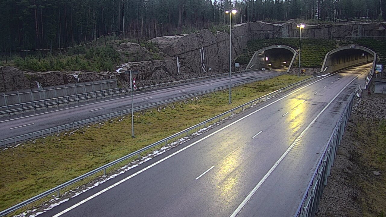 Weather Camera Image Väg 7 Vederlax, Vaalimaan tunneli, suuaukko väst, Virolahti, Kymenlaakso