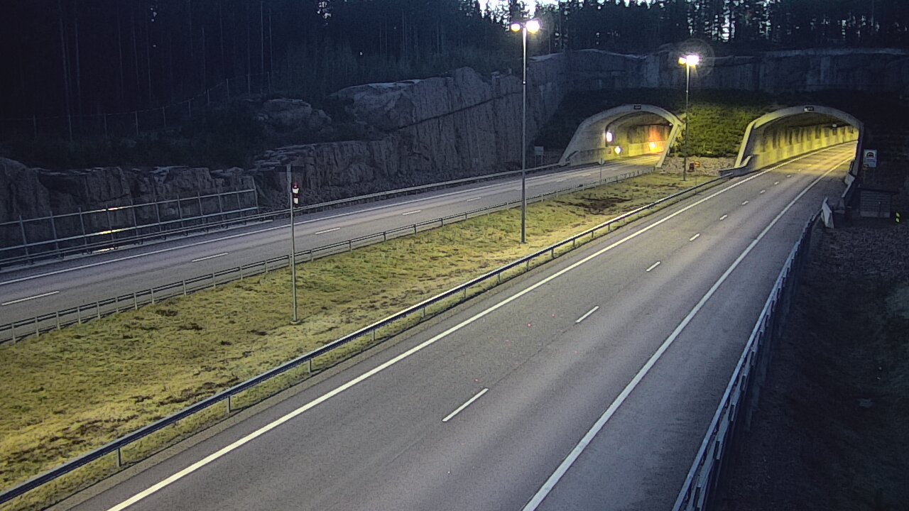 Weather Camera Image Road 7 Virolahti, Vaalimaan tunneli, suuaukko west, Virolahti, Kymenlaakso