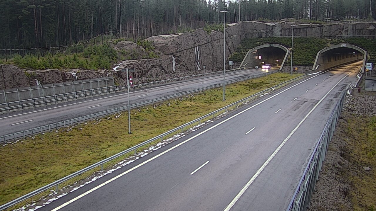 Weather Camera Image Väg 7 Vederlax, Vaalimaan tunneli, suuaukko väst, Virolahti, Kymenlaakso