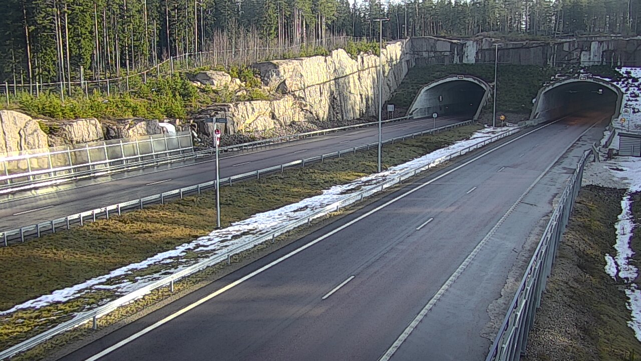 Kelikamerat Kuva Tie 7 Virolahti, Vaalimaan tunneli, suuaukko länsi, Virolahti, Kymenlaakso