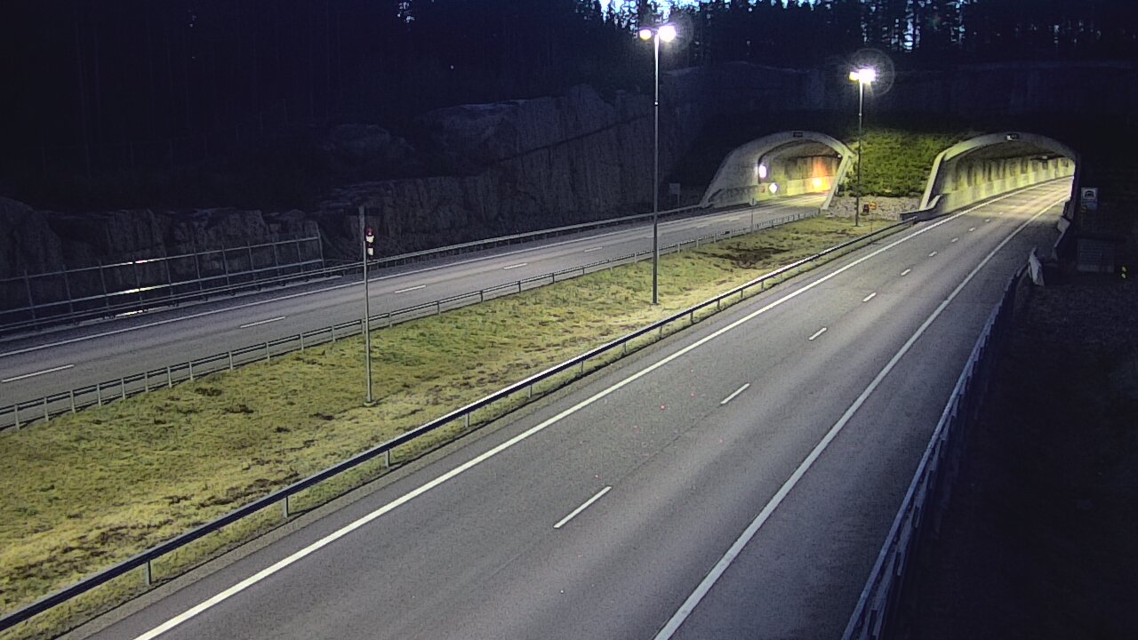 Weather Camera Image Road 7 Virolahti, Vaalimaan tunneli, suuaukko west, Virolahti, Kymenlaakso