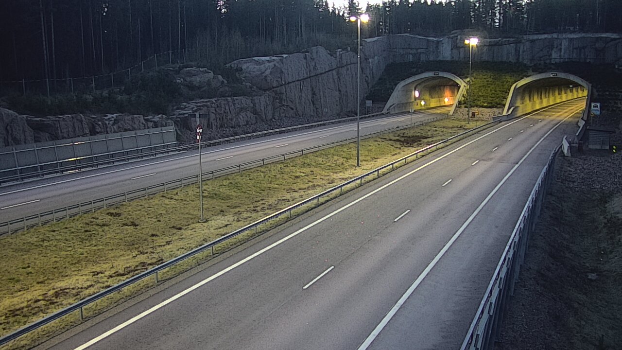 Kelikamerat Kuva Tie 7 Virolahti, Vaalimaan tunneli, suuaukko länsi, Virolahti, Kymenlaakso