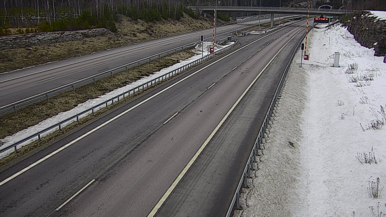 Weather Camera Image Väg 7 Vederlax, Vaalimaan tunneli, bom väst, Virolahti, Kymenlaakso