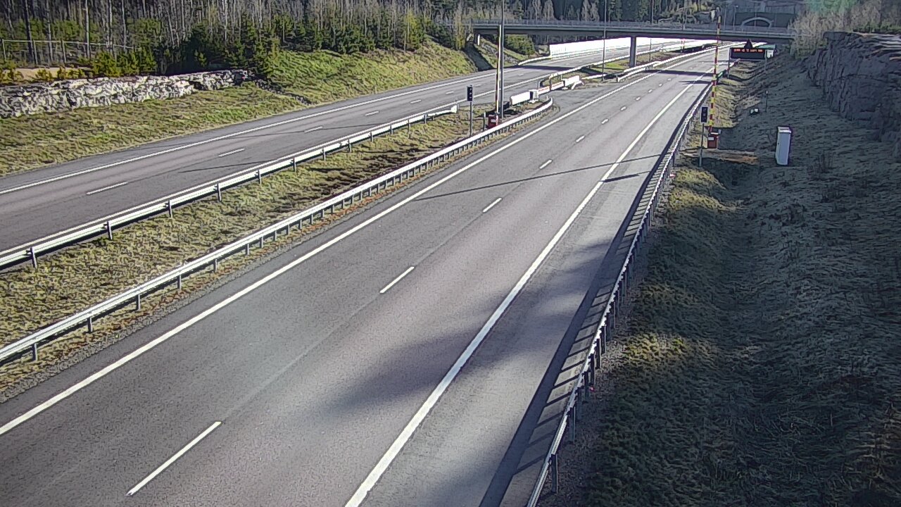 Kelikamerat Kuva Tie 7 Virolahti, Vaalimaan tunneli, puomi länsi, Virolahti, Kymenlaakso