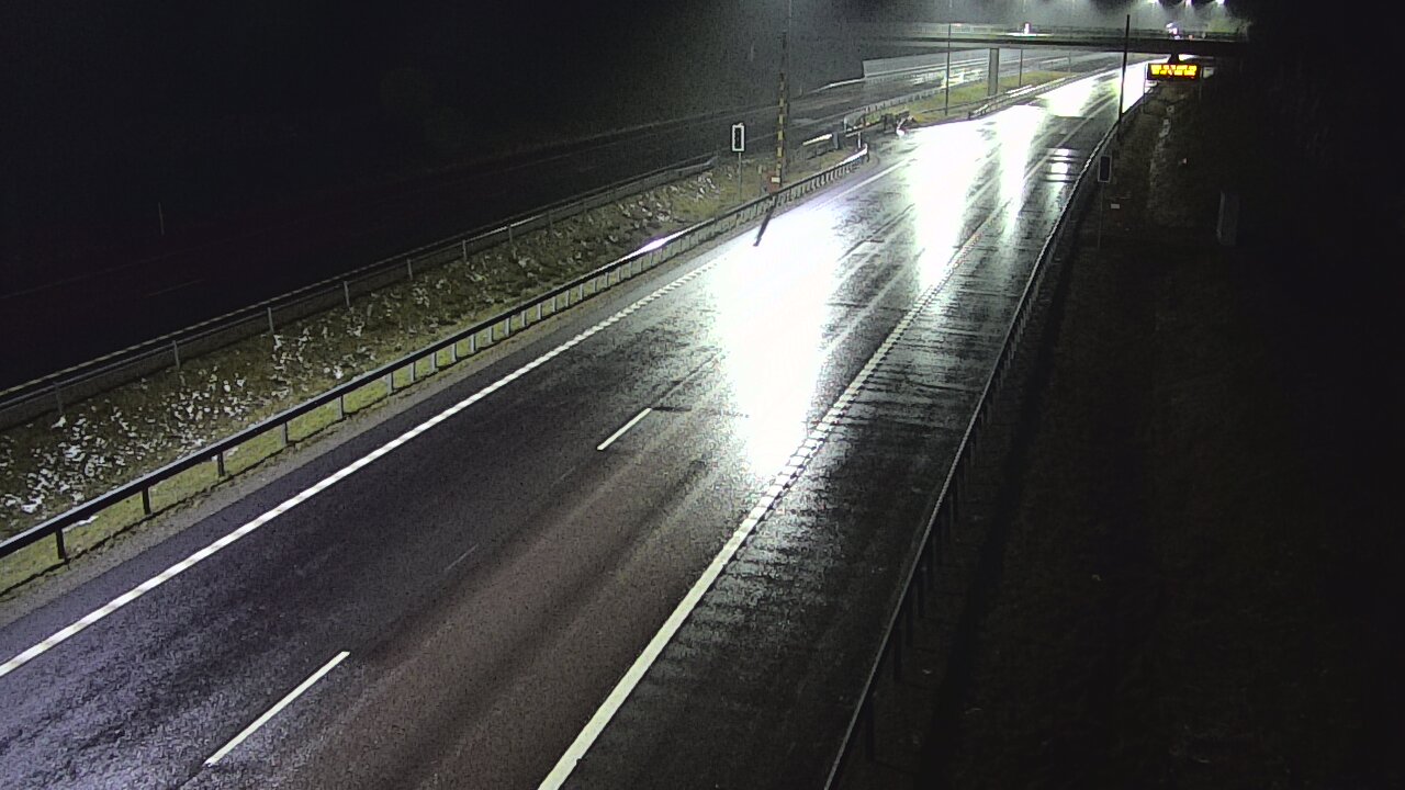 Weather Camera Image Väg 7 Vederlax, Vaalimaan tunneli, bom väst, Virolahti, Kymenlaakso