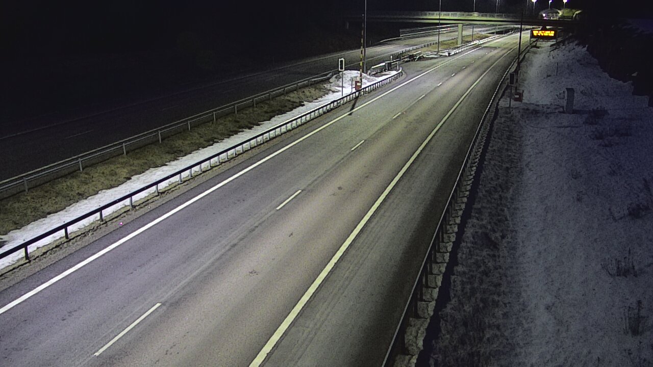 Weather Camera Image Väg 7 Vederlax, Vaalimaan tunneli, bom väst, Virolahti, Kymenlaakso