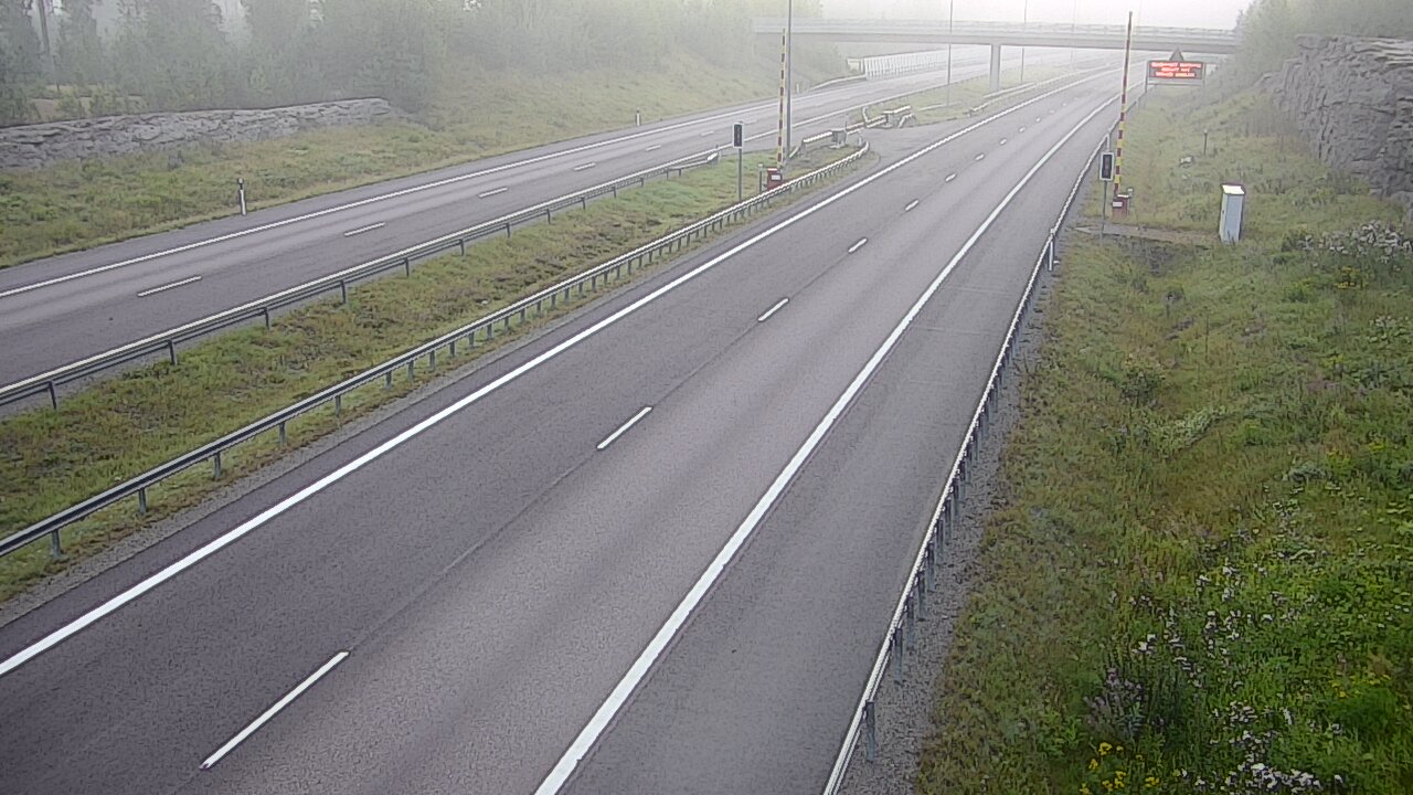 Weather Camera Image Road 7 Virolahti, Vaalimaan tunneli, boom west, Virolahti, Kymenlaakso
