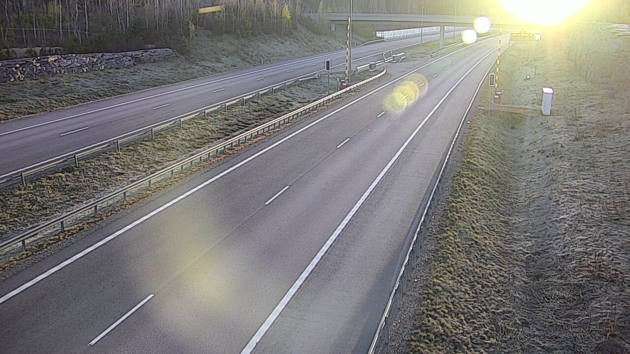 Weather Camera Image Road 7 Virolahti, Vaalimaan tunneli, boom west, Virolahti, Kymenlaakso