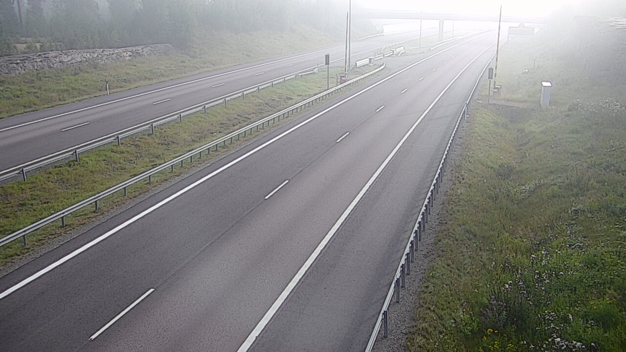 Weather Camera Image Road 7 Virolahti, Vaalimaan tunneli, boom west, Virolahti, Kymenlaakso