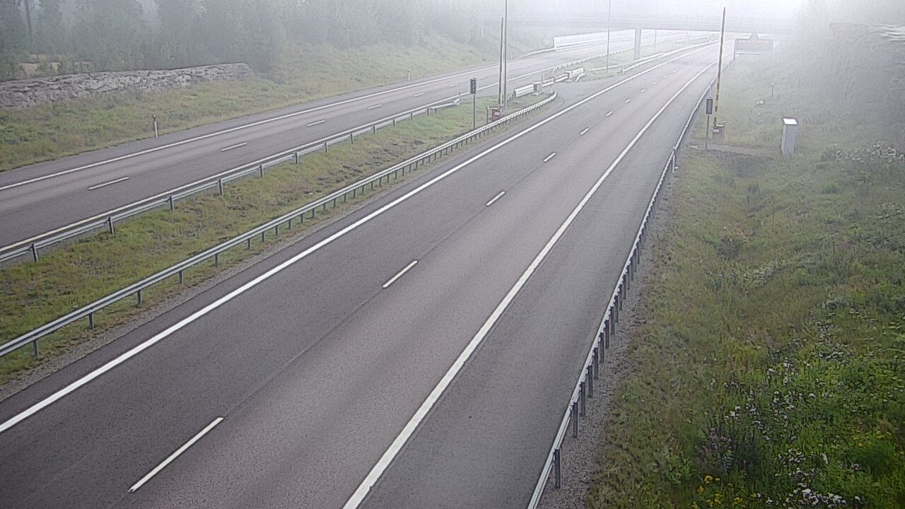 Weather Camera Image Road 7 Virolahti, Vaalimaan tunneli, boom west, Virolahti, Kymenlaakso