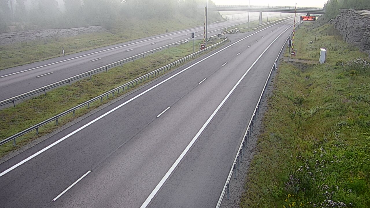 Weather Camera Image Road 7 Virolahti, Vaalimaan tunneli, boom west, Virolahti, Kymenlaakso