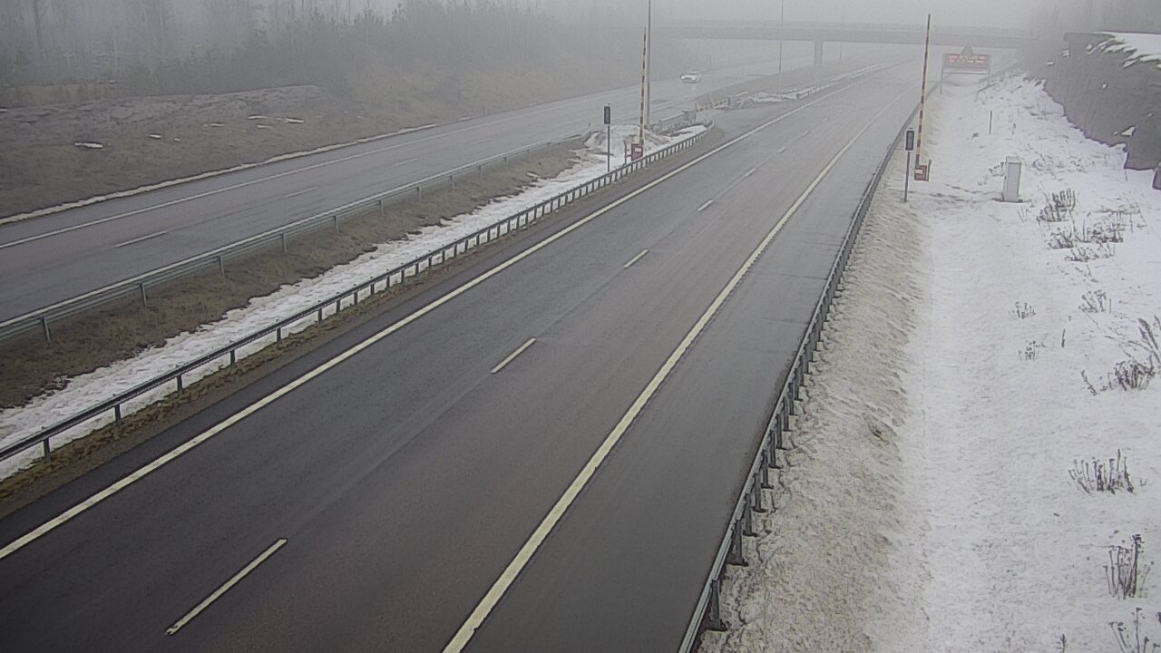 Weather Camera Image Väg 7 Vederlax, Vaalimaan tunneli, bom väst, Virolahti, Kymenlaakso